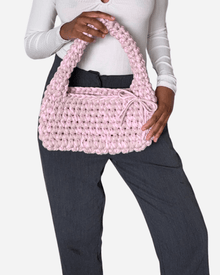 Handgemachte Häkeltasche Annie Bag in Rosa – Soft Summer Nights Edition