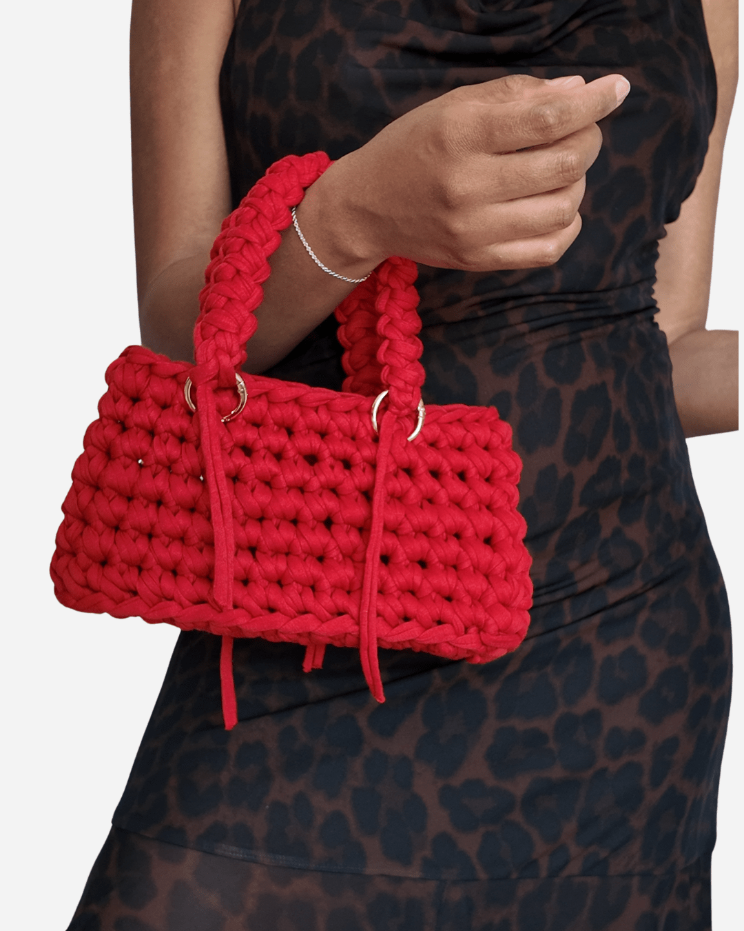 Handgemachte Häkeltasche in rot ❤️ - YUYA Studios